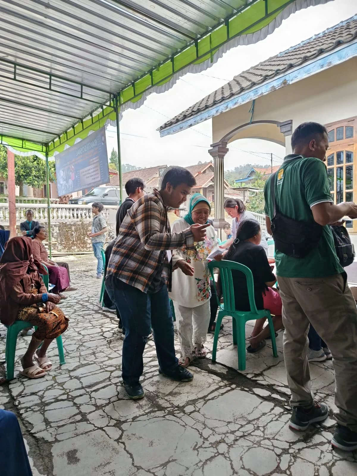 Pelayanan selama Live In