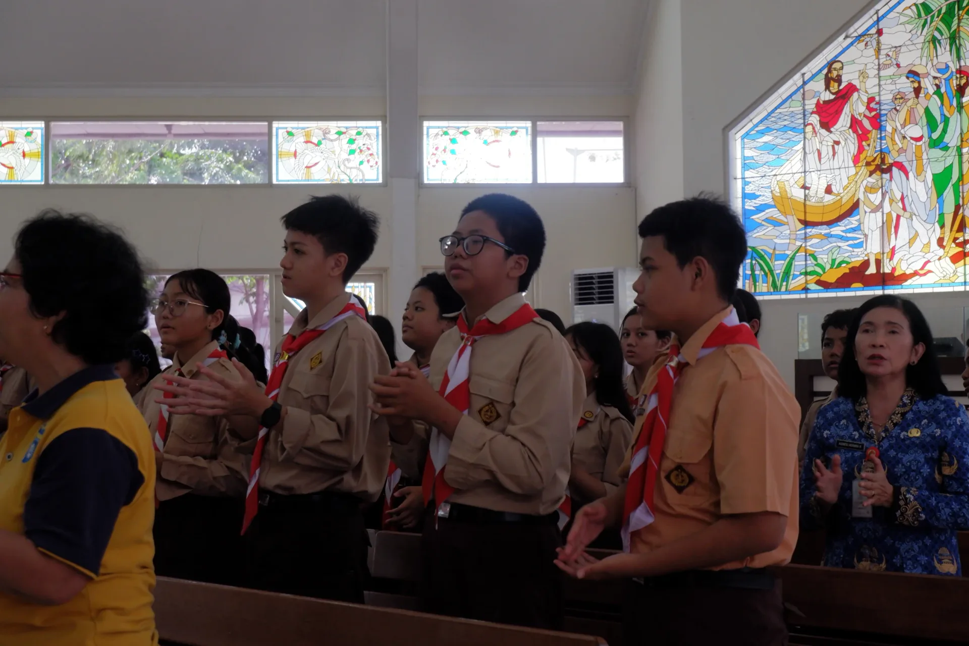 Suasana Ibadah bersama SMP Negeri