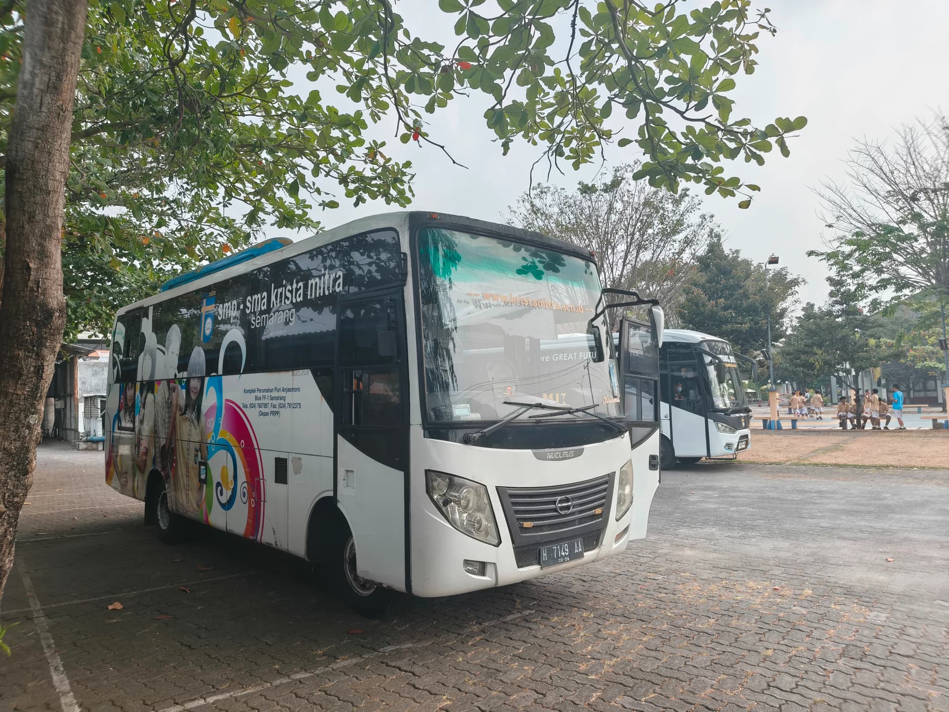 Bus Sekolah SMA