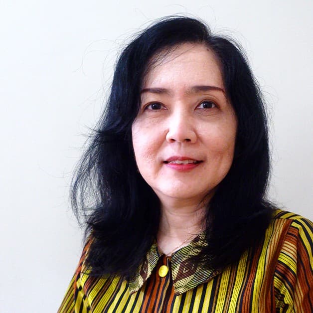 Esther Julianti Singgih, S.E.